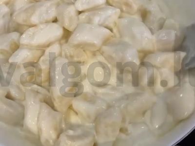 Patingėlių varškėčiai su semolina pagrindine nuotrauka