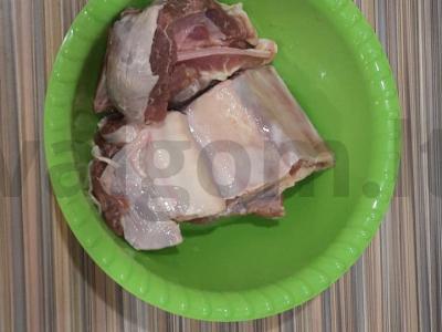 Bulvių sriuba su šonkauliais „Navar“ Žingsnis 1