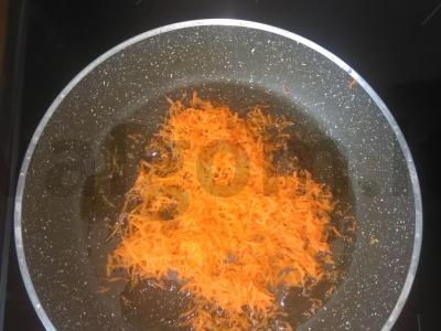 Makaronai su pomidorais ir saldžiaisiais pipirais Žingsnis 1