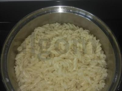 Makaronai su pomidorais ir saldžiaisiais pipirais Žingsnis 4