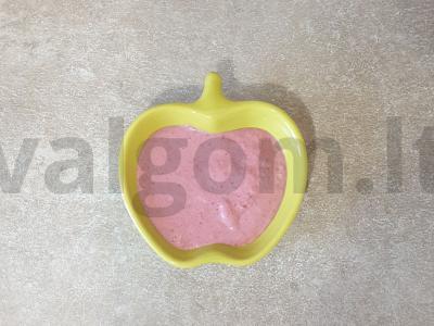 Braškinių desertas su baltu šokoladu Žingsnis 5