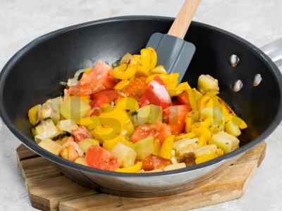 Daržovių troškinys su džiovinta kalendra Žingsnis 1