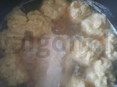 Sriuba su meatballs Žingsnis 4