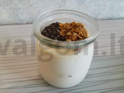 Jogurtas su chia sėklomis ir muesli Žingsnis 3