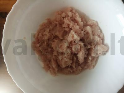 Vištienos lazdelės džiūvėsėliuose Žingsnis 1