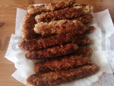 Vištienos lazdelės džiūvėsėliuose pagrindine nuotrauka