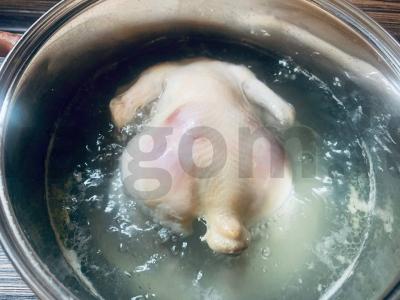 Vištienos sriuba su sūrio kukuliais „Greitai paruošiama“ Žingsnis 1