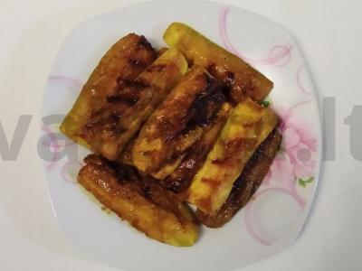 Skani cukinijų skiltelės kokosų piene pagrindine nuotrauka