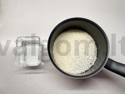 Kiauliena saldžiarūgščiame padaže su ryžiais Žingsnis 2