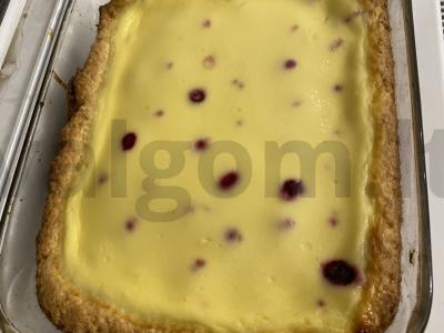 Sluoksniuotas pyragas su grietine ir vyšniomis Žingsnis 4