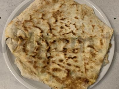 Lavašas su dešros, pomidorų ir kiaušinių įdaru Žingsnis 8