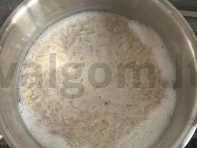 Avižinė košė su vaisiais ir sviestu Žingsnis 3