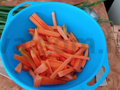 Avinienos plovas su žaliu svogūnu Žingsnis 2