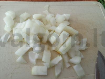 Avinienos plovas su žaliu svogūnu Žingsnis 3