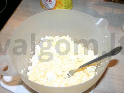 Varškės karališka vatrushka desertui Žingsnis 2