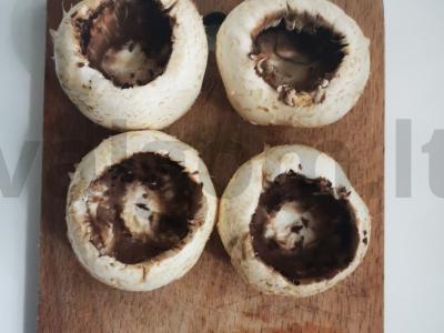 Įdaryti pievagrybiai Žingsnis 1