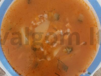 Sūrytas su raudonuoju bulviu pagrindine nuotrauka