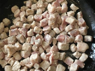 Laghman su vištiena Žingsnis 1