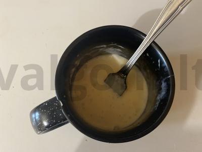 Purūs pyragas per 10 minučių su ledais Žingsnis 3