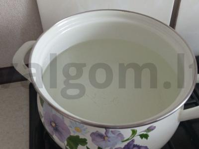 Aromatinga mėsos solianka pietums Žingsnis 1