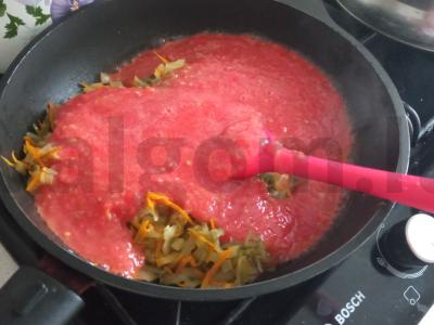 Aromatinga mėsos solianka pietums Žingsnis 4