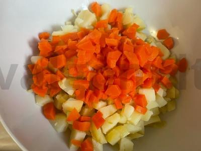 Užkandžių vinigretas su raudonaisiais pupelėmis ir raugintais kopūstais Žingsnis 2