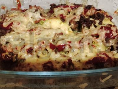 Cukinijų ir faršo apkepas mikrobangų krosnelėje pagrindine nuotrauka