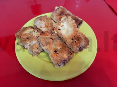 Keptas Adygei sūris tešloje pagrindine nuotrauka