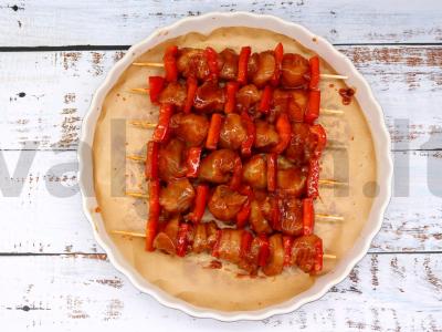 Vištienos šašlykai terijaki padaže su paprikomis Žingsnis 5