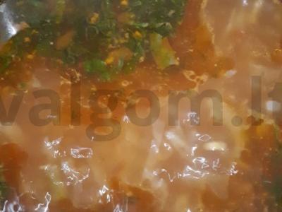 Vištienos kopūstų sriuba pagrindine nuotrauka