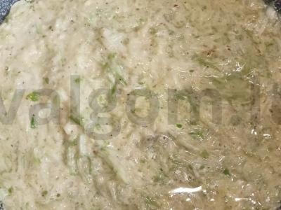 Pica su dešra ir sūriu ant cukinijos Žingsnis 5