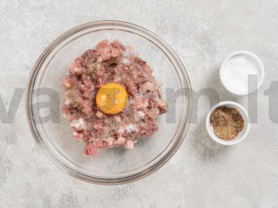 Sriuba su meatballs ir vermišeliu Žingsnis 2