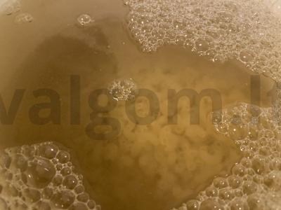 Makaronai su kiaulienos troškiniu Žingsnis 1