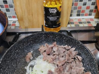 Kepti vištienos skrandžiai pagal abchazų receptą Žingsnis 4