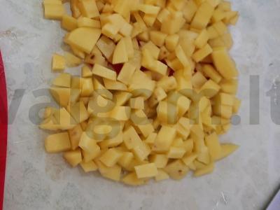 Žirnių sriuba su vištiena ir šviežiais žalumynais Žingsnis 8