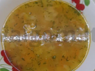 Žirnių sriuba su vištiena ir šviežiais žalumynais Žingsnis 14