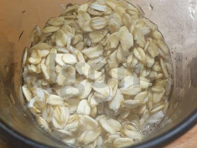 Šokoladinis avižų blynas su varškės sūrio ir banano įdaru Žingsnis 1