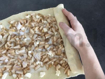 Švelnus kriaušių štrudelis Žingsnis 9