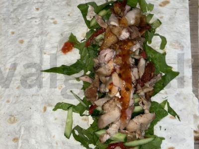 Greita šašlykinė su daržovėmis, salotomis ir padažais Žingsnis 8