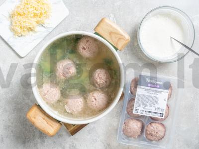 Sūrio sriuba su brokoliais ir kalakutienos kotletukais Žingsnis 4