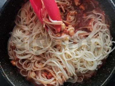 Makaronai su pomidorų padažu Žingsnis 4