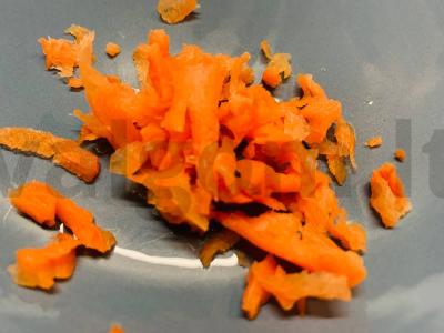 Marinuota Pekino kopūstai su karčiu Žingsnis 1