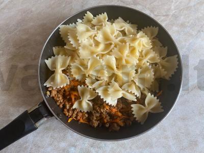 Patiekalas „Lirači“ su naminiu faršu Žingsnis 7