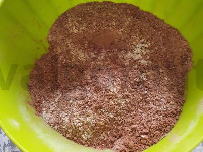 Šokoladinis bananų keksiukas Žingsnis 1