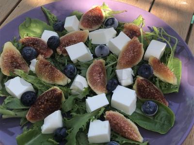 Salotos su figomis ir feta sūriu Žingsnis 4