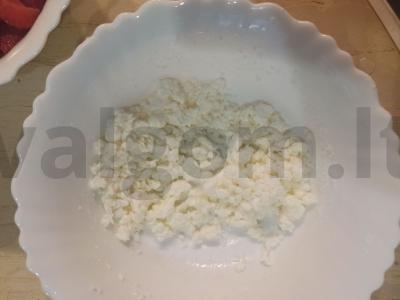 Koldūnai su varške ant kefyro Žingsnis 2