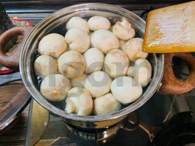 Marinuoti pievagrybiai „Aštrūs“ Žingsnis 2