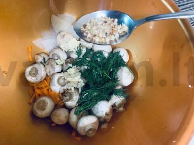 Marinuoti pievagrybiai „Aštrūs“ Žingsnis 9