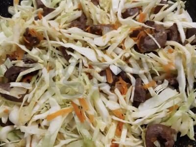 Širdelės troškintos su kopūstais Žingsnis 4