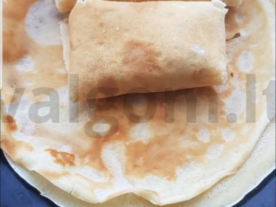 Blynai su mėsa ir grybais pagrindine nuotrauka